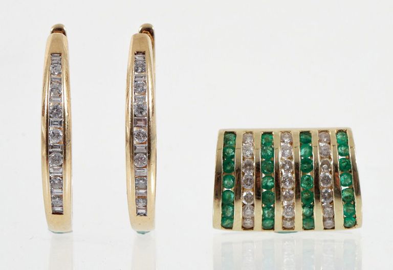 14k yellow gold diamond and emerald jewelry set