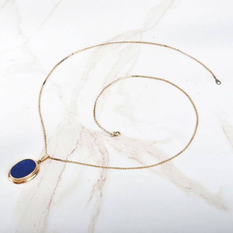 14k yellow gold lapis lazuli pendant on necklace