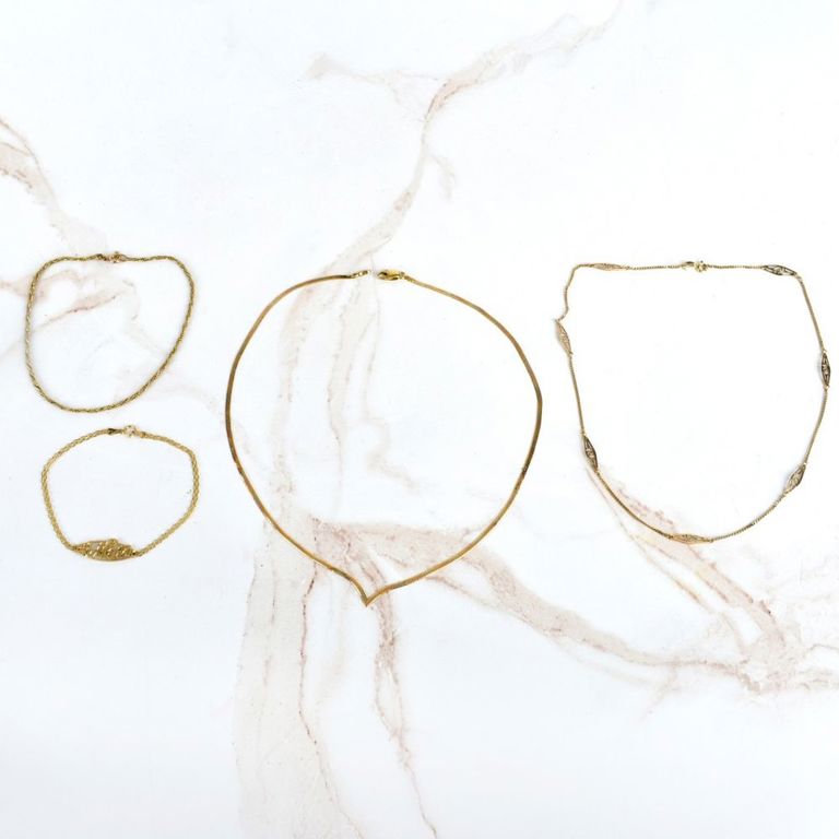 18k and 14k yellow gold jewelry set