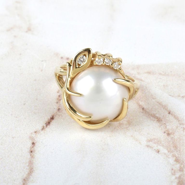 14k yellow gold pearl and diamond ring