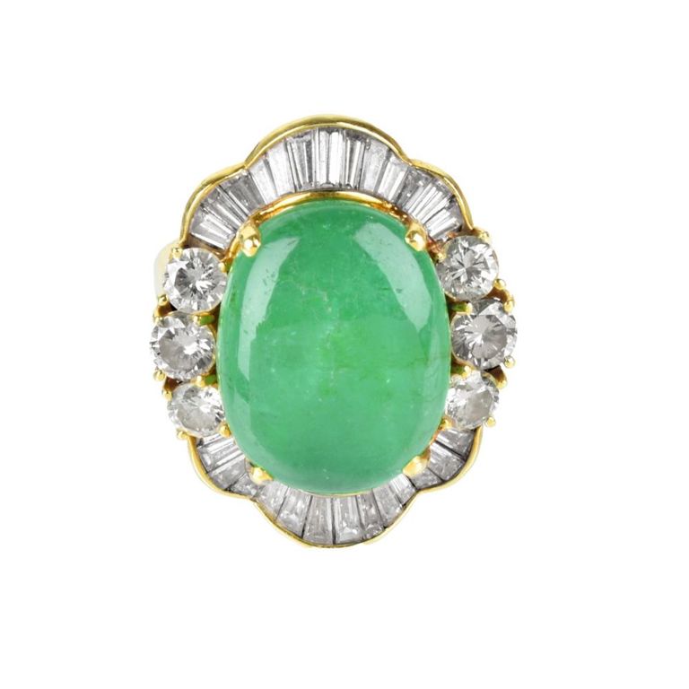 18k yellow gold emerald and diamond ring