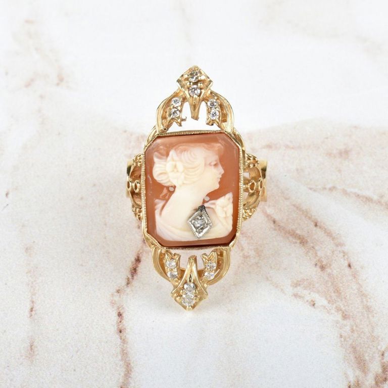 14k yellow gold diamond shell cameo ring