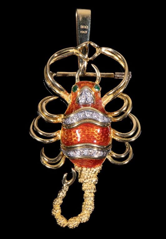 18k yellow gold enamel, diamond and emerald brooch/pendant