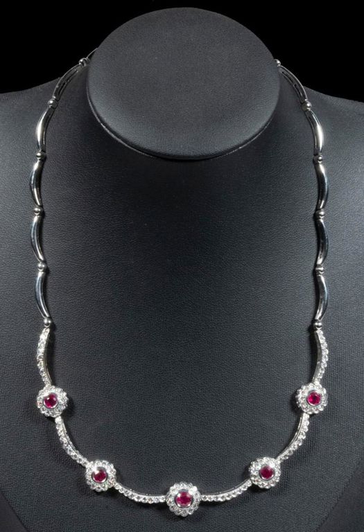 18k white gold ruby and diamond necklace