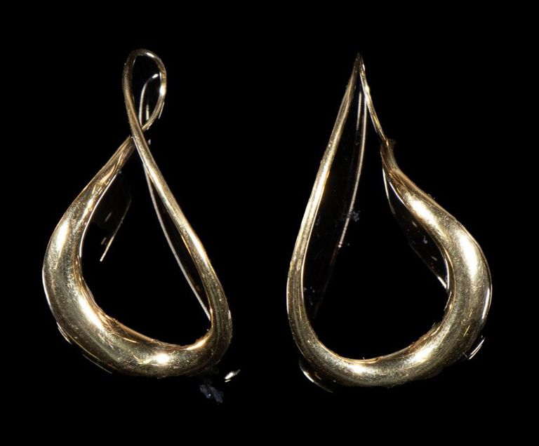 18k yellow gold earrings