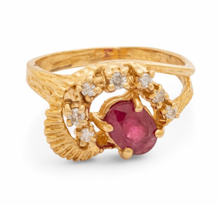 14k gold ruby and diamond ring