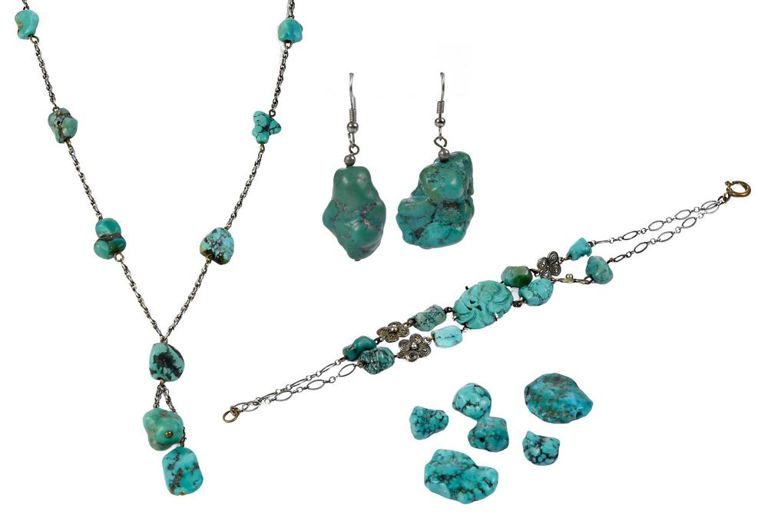 Goldtone turquoise rough jewelry set