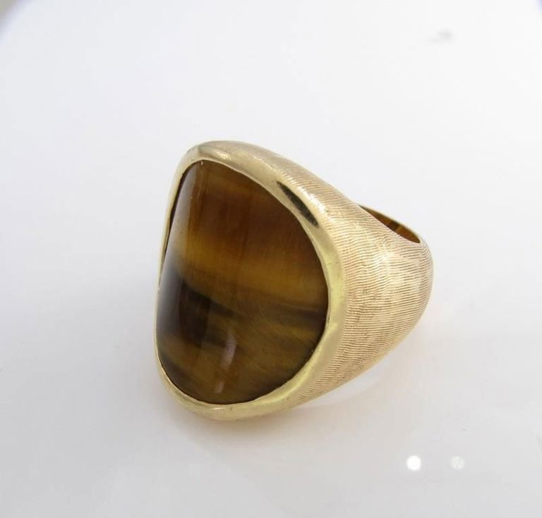 14k yellow gold tiger eye ring