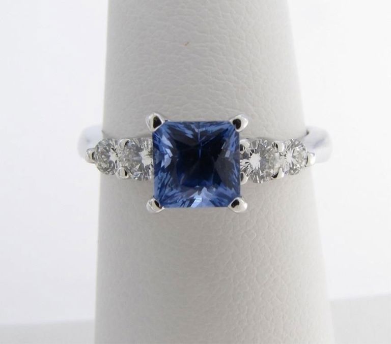 18k white gold sapphire diamond ring