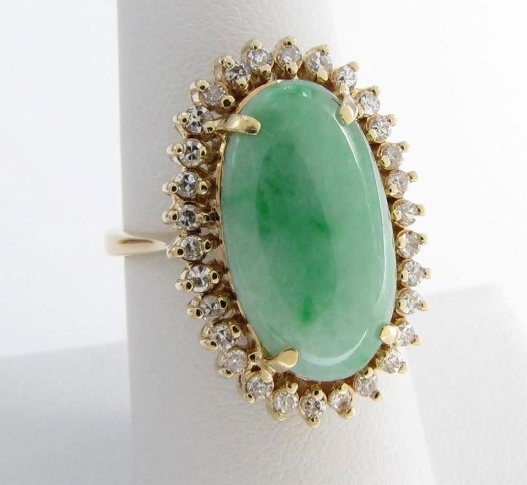 18k yellow gold jade and diamond ring