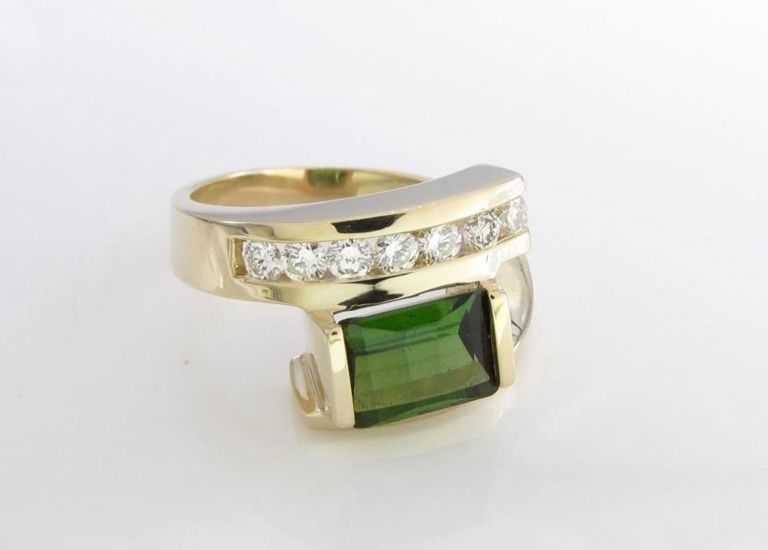 14k yellow gold bypass tourmaline ring