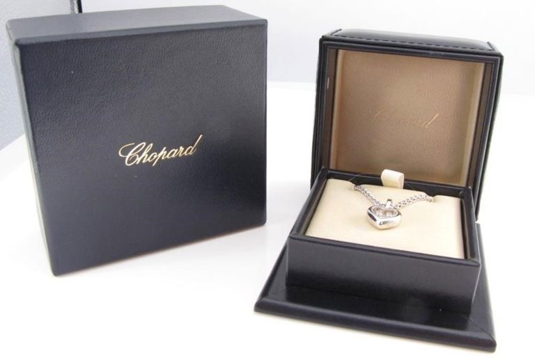 18k white gold Chopard diamond pendant necklace