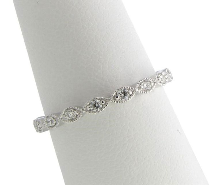 14k white gold diamond fashion band