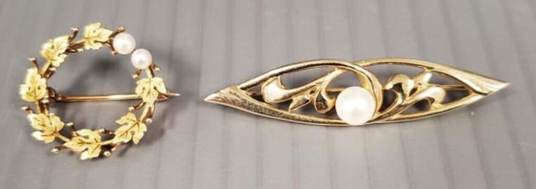 14k gold pins with pearls