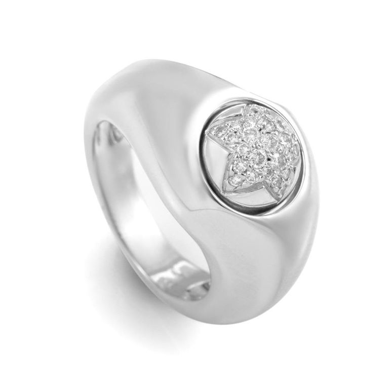 18k white gold diamond ring