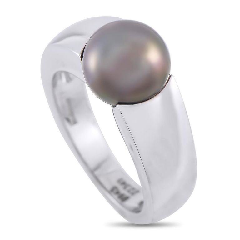 18k white gold pearl ring