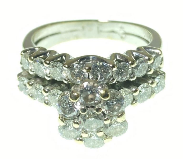 14k white gold diamond ring