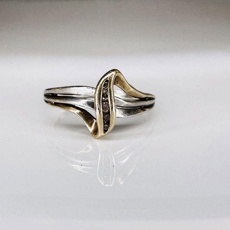 10k yellow and white gold diamond crossover ring