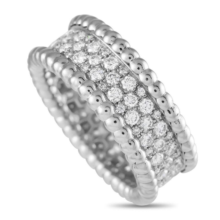 18k white gold diamond ring