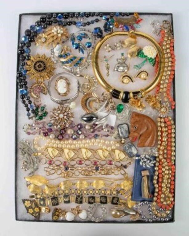 Designer costume jewelry set