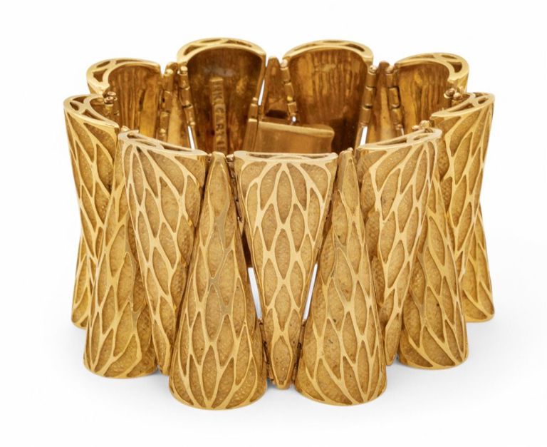 18k Yellow Gold Cartier Bracelet