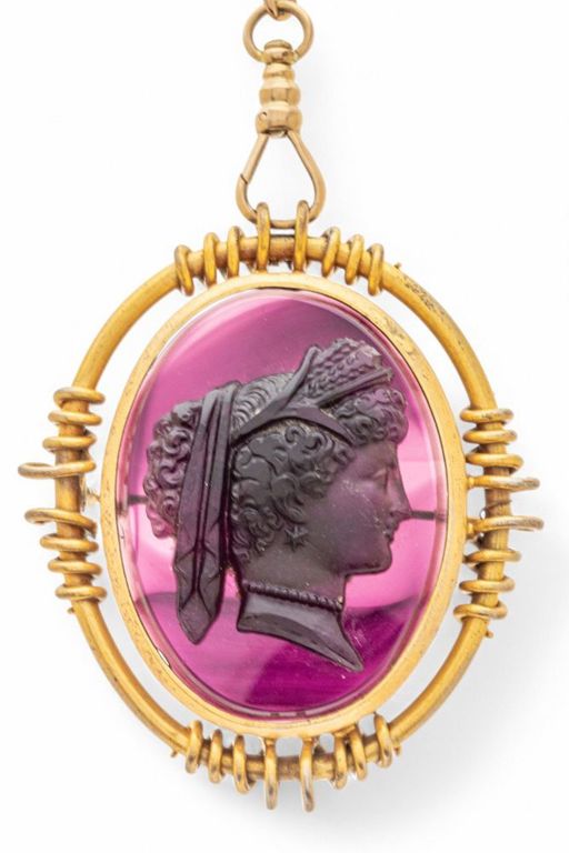 14k gold chain with cameo pendant necklace