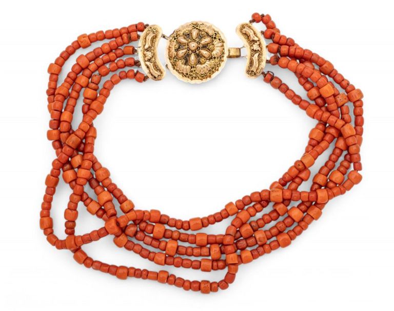 18k yellow gold coral necklace