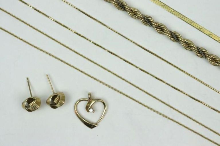 18k and 14k gold jewelry set