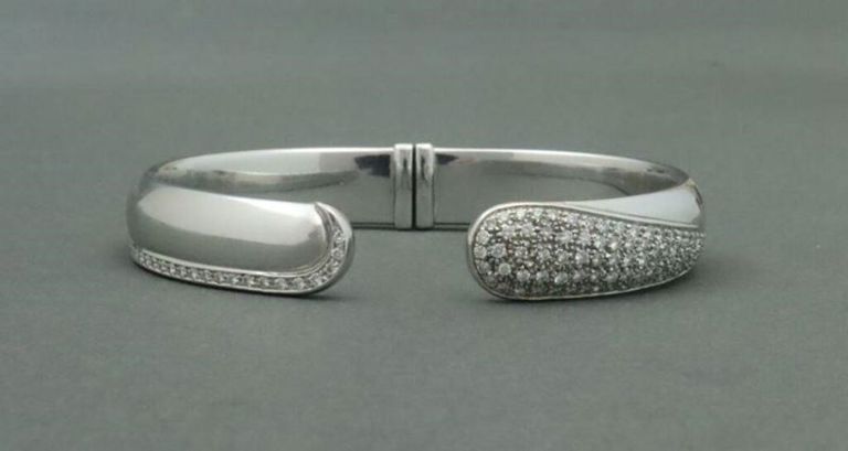 18k white gold diamond bracelet