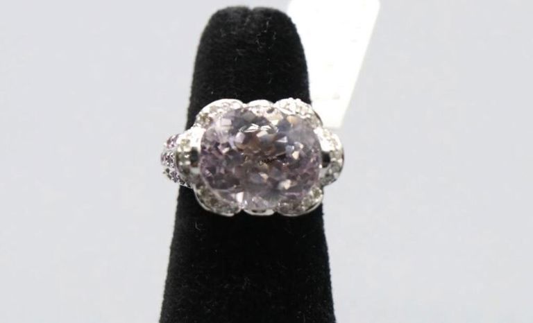 18k white gold kunzite, diamond and sapphire ring