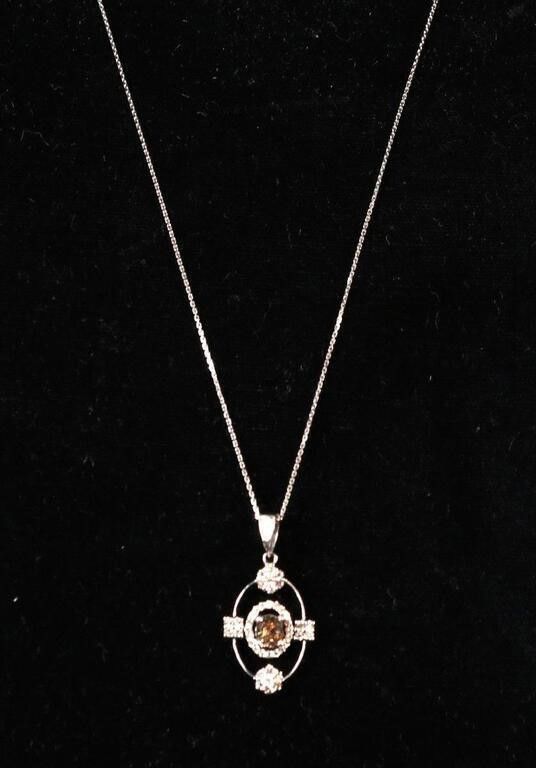 18k white gold diamond pendant on necklace