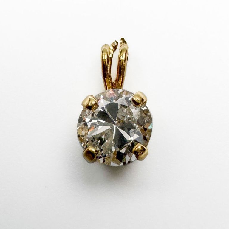 14k gold diamond pendant