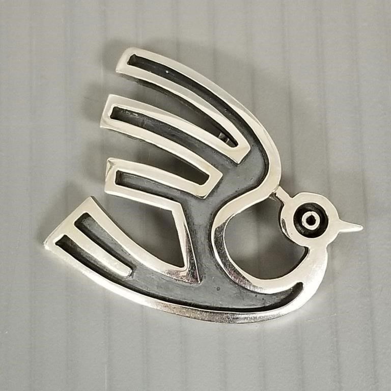 Sterling silver bird pendant/brooch