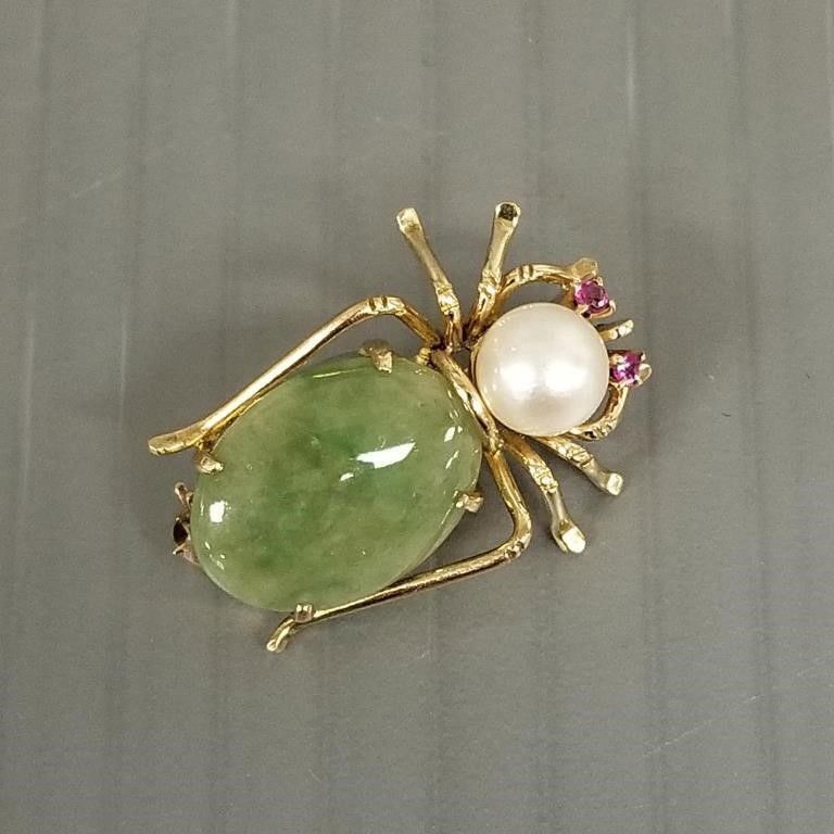 14k gold jade insect brooch