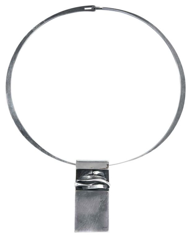 Sterling silver omega necklace with pendant