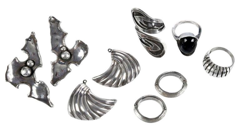 Sterling silver rings and earrings set