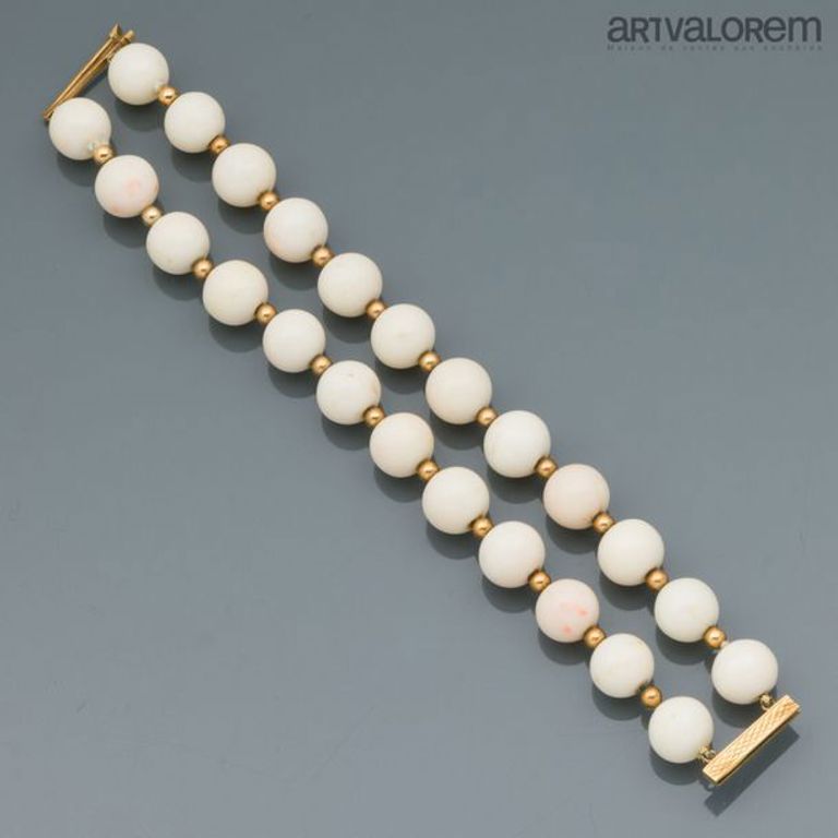 18k yellow gold double-row coral bracelet