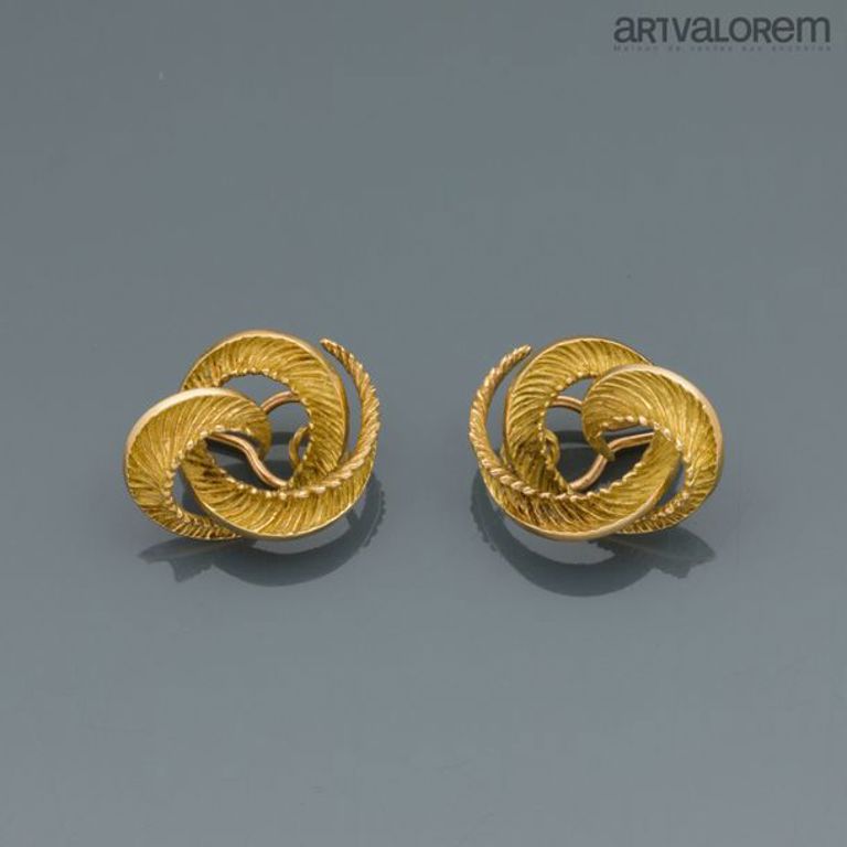 18k gold feather ear clips