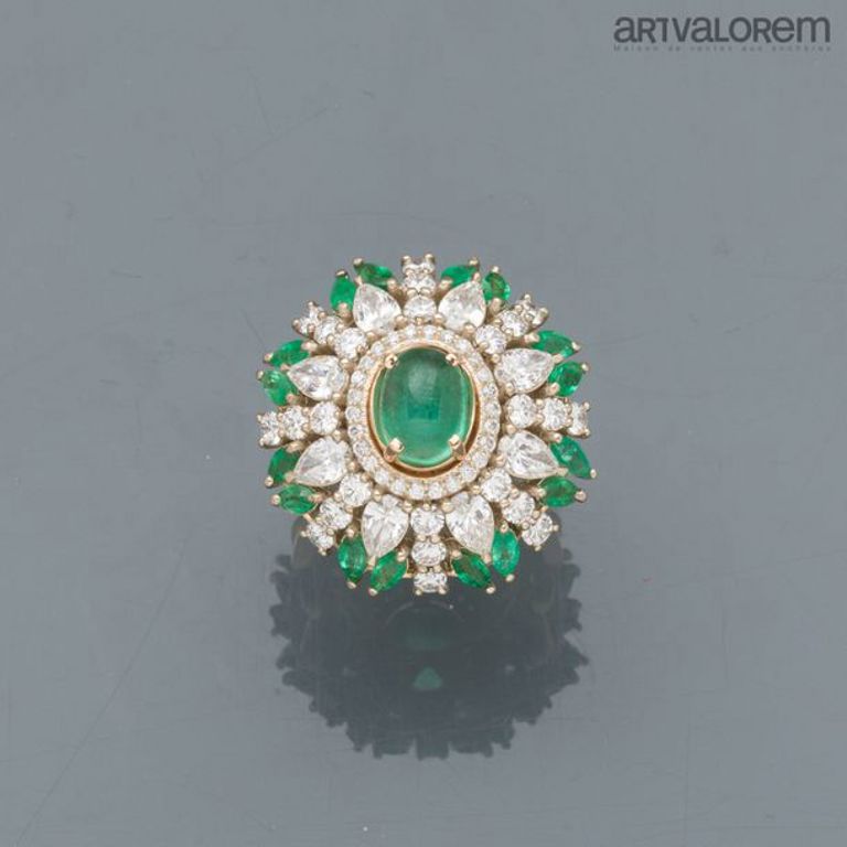 18k rose gold emerald and diamond ring