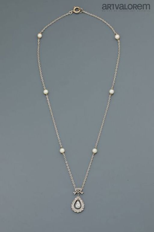 18k white gold diamond necklace