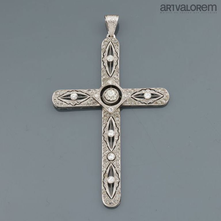 Platinum diamond cross pendant