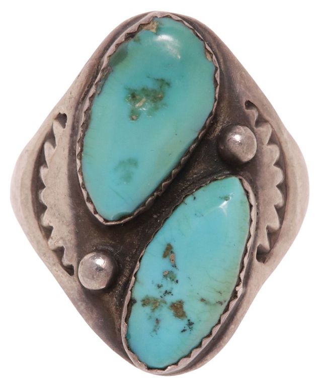 Silver turquoise ring
