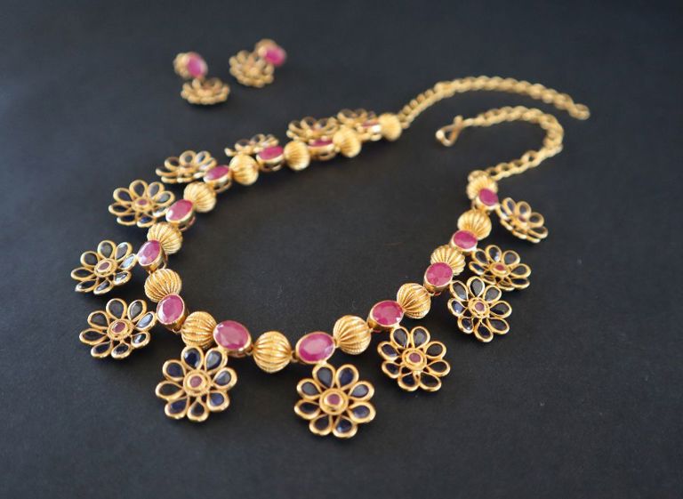 22k gold ruby and sapphire set