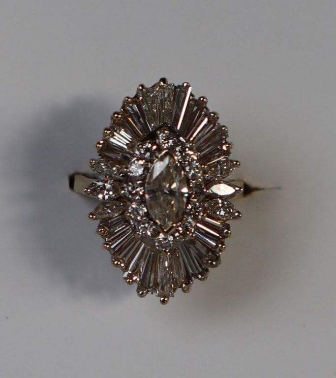 18k yellow gold diamond cluster ring