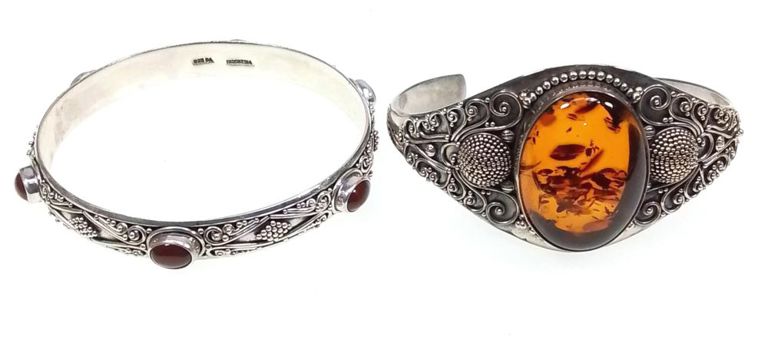 Sterling silver amber bracelet set