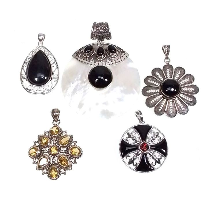 Sterling silver onyx and citrine pendant set