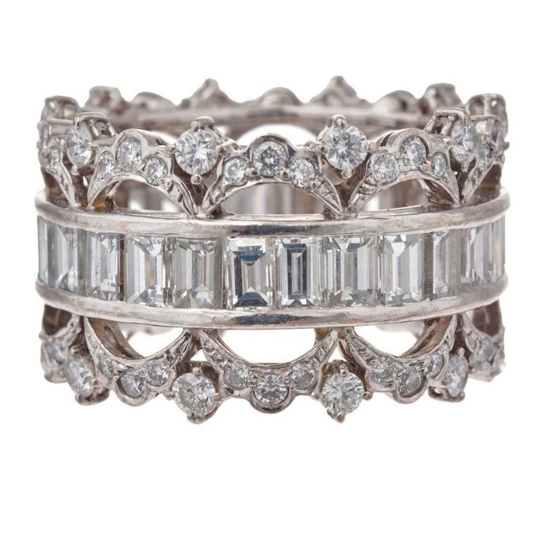 18k white gold diamond eternity band