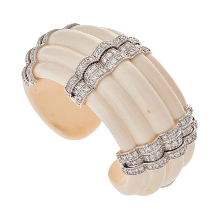 18k white gold mammoth tusk diamond cuff bracelet