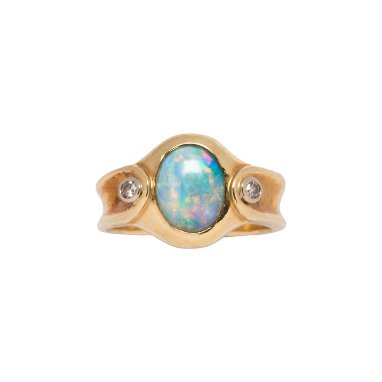 18k gold opal and diamond ring