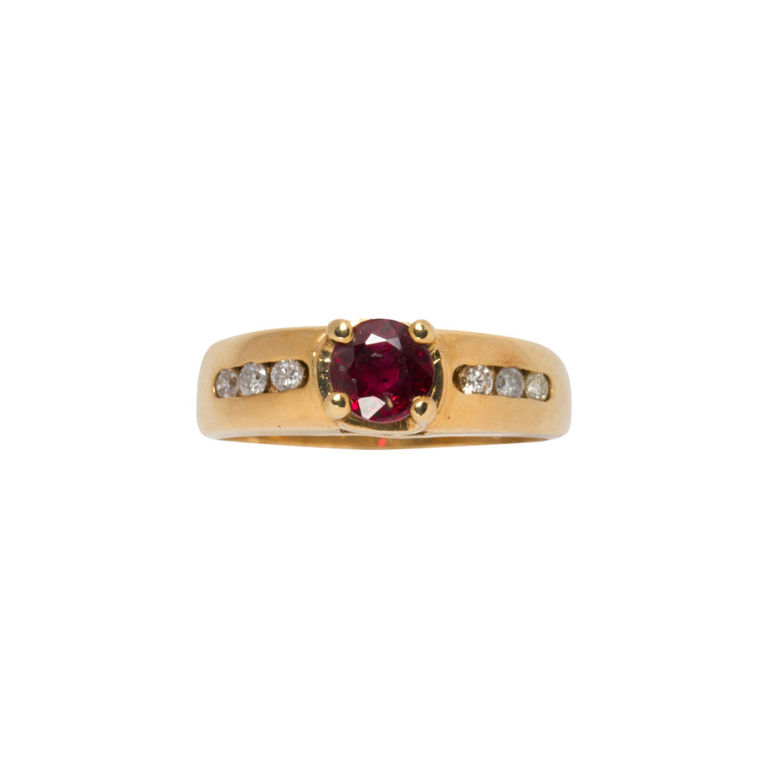 18k gold ruby ring